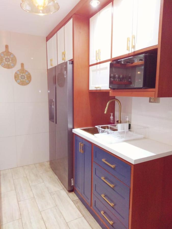 Casa Ramos Salamanca - Airport Pick Up And Drop Off Service - Homestay Lima Exteriér fotografie