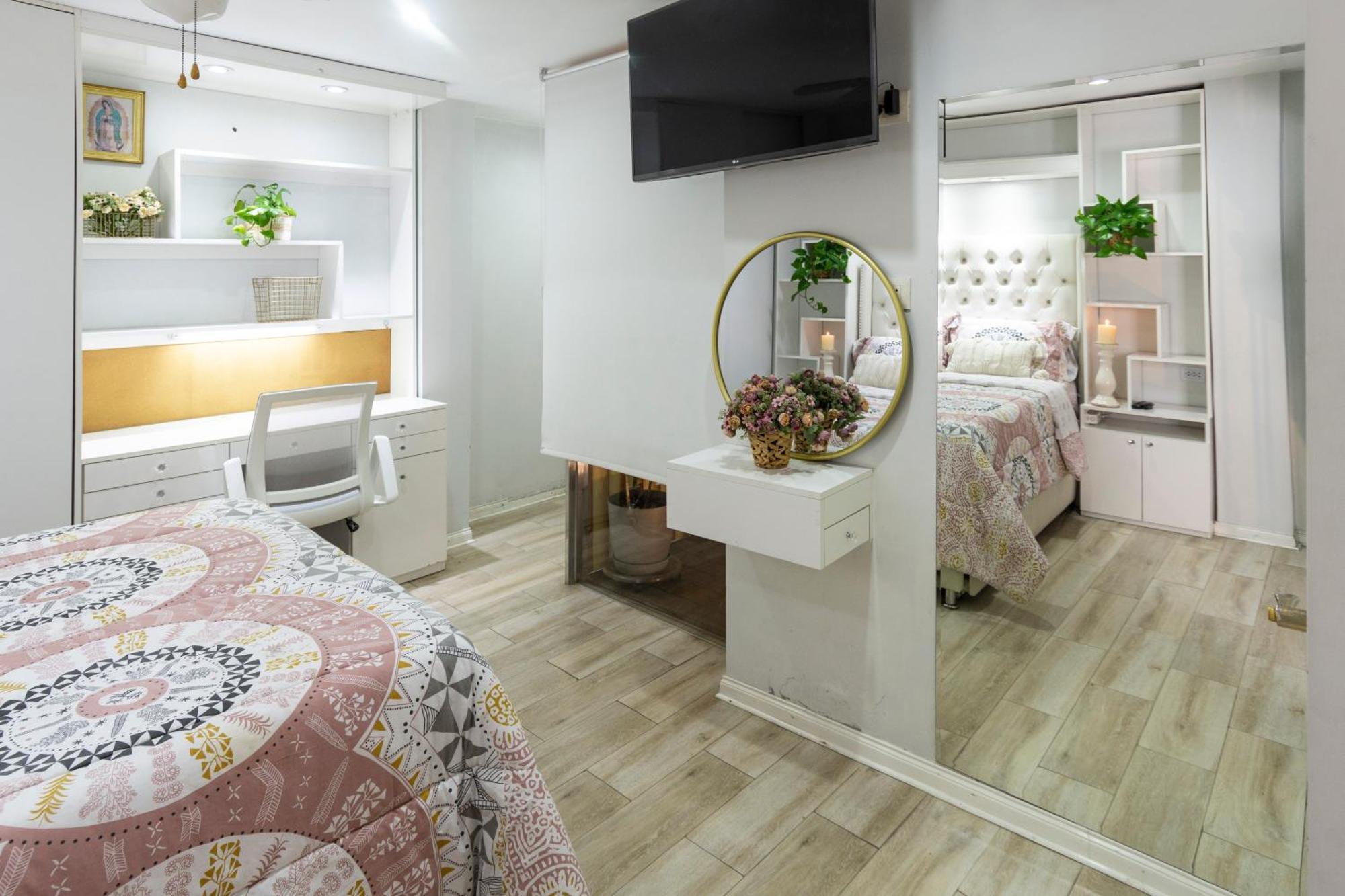 Casa Ramos Salamanca - Airport Pick Up And Drop Off Service - Homestay Lima Exteriér fotografie